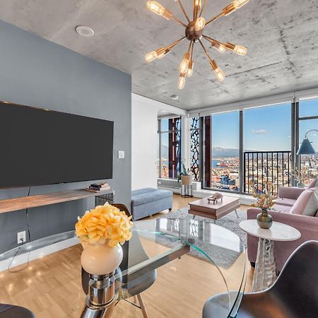 Water Views, 40Th Floor Sub-Penthouse! Entire Condo In The Heart Of Vancouver City Centre Екстер'єр фото