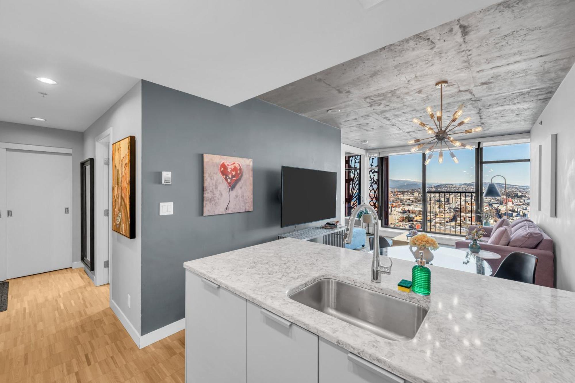 Water Views, 40Th Floor Sub-Penthouse! Entire Condo In The Heart Of Vancouver City Centre Екстер'єр фото